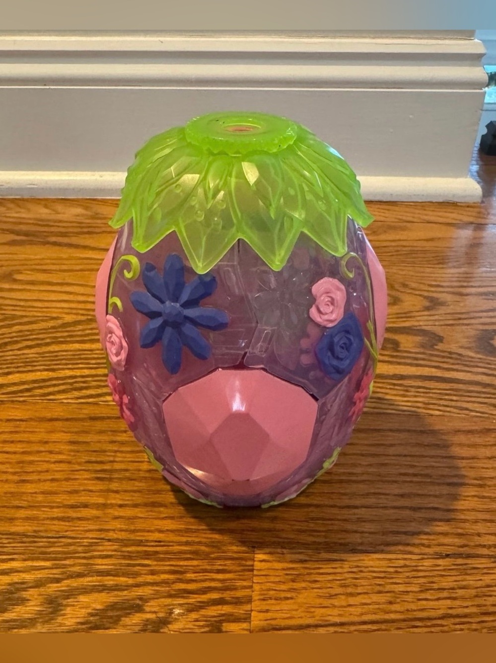 Hatchimals Crystal Canyon Secret Scene Playset Egg